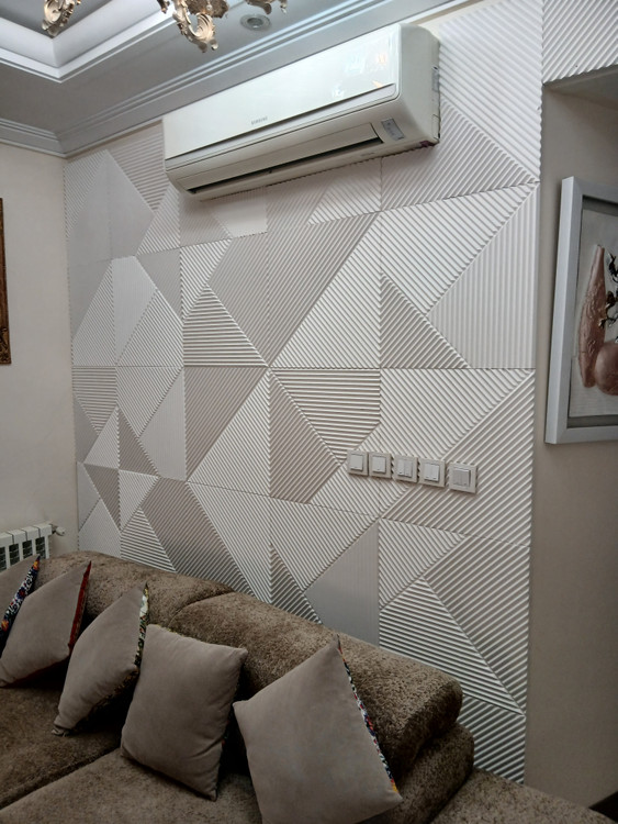 اجرای دیوارپوش طرح زیگزاگ در فضای داخلی